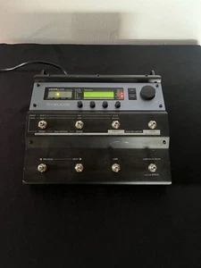 TC Helicon Voicelive Vocal Processor - First Generation HFW001 - Picture 1 of 3