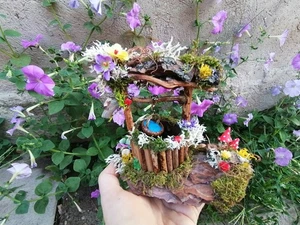 Beautiful Fairy Wishing Well With Moss And Flowers, Miniature Well - Picture 1 of 5