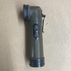 WWII U.S. Army TL-122A Flashlight -JSA LITE- Corrosion Marks on Cap - Picture 1 of 9