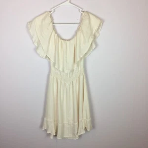 Vestido ASTR The Label Revolve Chloe XS Mujer Crema Fuera del Hombro Calzoncillo Cintura - Imagen 1 de 15