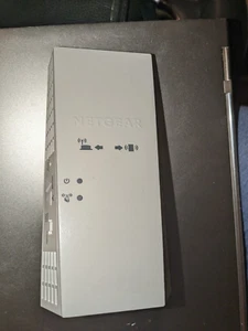 Netgear EX6400 Dual Band (2.4 & 5 GHZ) Wi-Fi Mesh Extender NO BOX - Picture 1 of 3