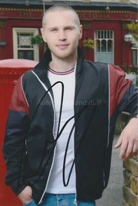 Danny Walters HAND Signed 6x4 Photo, Autograph, Actor Eastenders Benidorm (B) - Picture 1 of 2