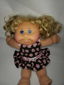 Cabbage Patch Kid , Girl 2011. - Picture 1 of 6
