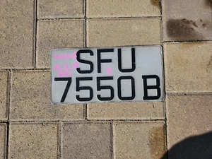 RARE VINTAGE SINGAPORE CAR LICENSE PLATE FOREIGN malaysia number japanese white - Picture 1 of 1
