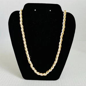 Collar de cadena de perlas sintéticas trenzadas trenzadas blancas doradas Trifari vintage - Imagen 1 de 5