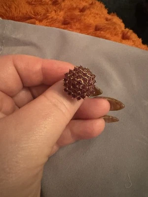 Коктейльное кольцо из желтого золота 14 карат с кластером цветов граната 1,05 карата размер 4 - Изображение 1 из 4