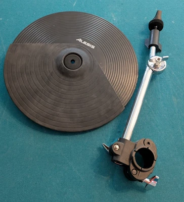 AESIS Crimson II DMPad 12" Hi Hat (1 porta) com braço de montagem e braçadeira - Imagem 1 de 2