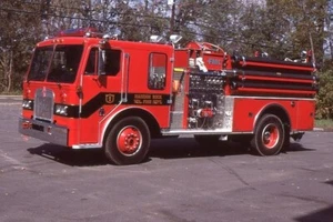 Bomba Haddam Neck CT 1985 Kenworth COE FMC - Aparato contra incendios Slide - Imagen 1 de 1