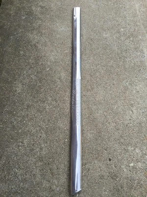 1952 1953 1954 Ford Victoria porta acabamento cromado. - Imagem 1 de 4