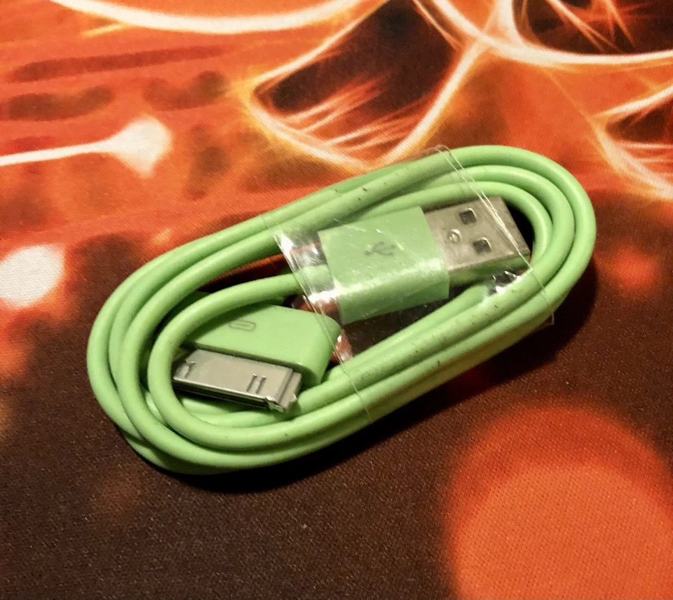 Cable cargador de sincronización USB de 30 pines para iPhone 4 4S 3G 3GS iPad 1 2 3 iPod Touch Nano Foto 1 de 1