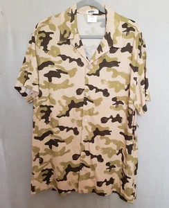 Camisa con botones Weekend Soul bronceada camuflada 100 % rayón para hombre XL nueva - Imagen 1 de 5