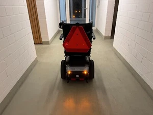 Elektrorollstuhl INVACARE RX 20 10 km/h unbenutzt und neuwertig - Bild 1 von 6