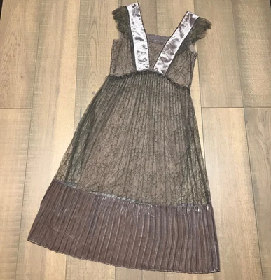 圣丹斯连衣裙女式 S 浪漫仙女核心女性蕾丝荷叶边天鹅绒丝绸 — 第 1/4 张图片