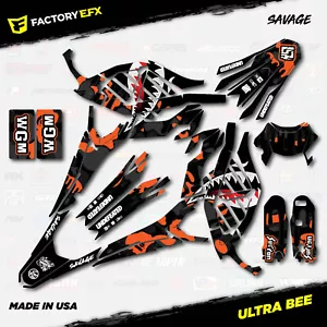 Kit gráfico camuflaje Savage Racing negro y naranja se adapta a Sur-Ron Ultra Bee todos los años - Imagen 1 de 2