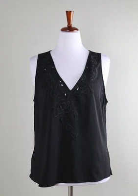 WHITE HOUSE BLACK MARKET Outlet NWT $59 Embroidered Cut Out Tank Top Size Large - Image 1 of 4