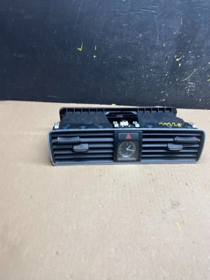 Salpicadero Volkswagen Passat 2012-2015 centro medio ventilación aire OEM T9228 DG Foto 1 de 4