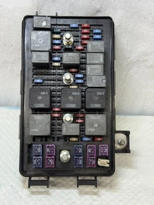 2006-09 BUICK LACROSSE ALLURE 3.8L V6 Fuse Box Junction 158 12628 Module OEM - Picture 1 of 11
