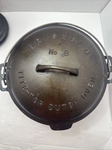 Horno holandés Tite-Top de hierro fundido Griswold Nº 8 de colección 833 con tapa. agrietado - Imagen 1 de 9