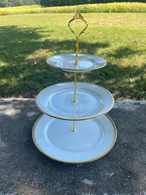 Bandeja para servir vintage Charter Club Grand Buffet de 3 niveles Foto 1 de 4