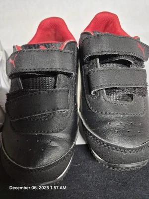 Lote de zapatos para niños pequeños Puma 7, Puma 6 Smart Fit 7,5 Foto 1 de 4