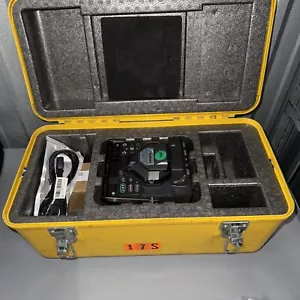 Fujikura 17S Fiber Optic Fusion Splicer mit Hackbeil - Bild 1 von 8