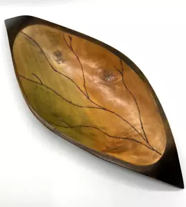 Tazón grande tallado a mano en forma de hoja de madera maciza de 20" de largo - Imagen 1 de 10