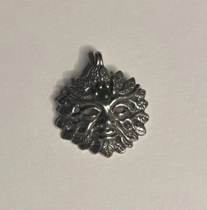 Peter Stone .925 Sterling Silver Green Man Pendant With Adventuring Stone - Picture 1 of 2