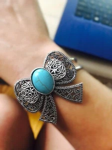 "Pulsera con bisagras turquesa central enchapada en plata 7" - Imagen 1 de 4
