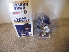 MLB Milwaukee Brewers Baseball OMAR NARVAEZ BOBBLEHEAD/New Box