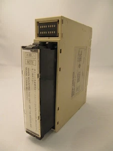 Omron Output Unit C200H-OC225  - Bild 1 von 4