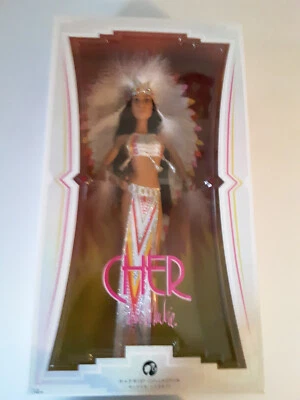Muñeca Barbie Coleccionista Etiqueta Negra CHER Bob Mackie - Disfraz Cherokee - 2007  Foto 1 de 2