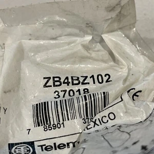NEW- TELEMECANIQUE ZB4BZ102 MTG BASE WITH N.C. CONTACT 22MM 3 POSITION - Picture 1 of 6