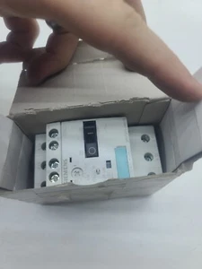 Siemens 3RV1011-0AA15 G24 - Picture 1 of 6