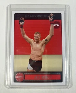 Tarjeta UFC 2023 Panini Chronicles Legacy JOSH BARNETT #142 casi nueva - Imagen 1 de 6