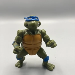 Playmates Toys Teenage Mutant Ninja Turtles: Leonardo 1988 4 inch Action Figure - Picture 1 of 6
