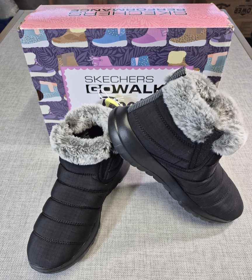 Skechers Womens Size 10 Boots Go Walk Air Cooled Goga Mat Black