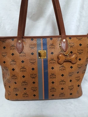 AUTÉNTICO MCM Coñac Visetos Bolso de Hombro Hueso Dije  Foto 1 de 4
