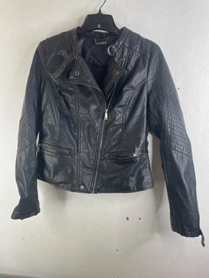 Chaqueta Joujou Negra Imitación Cuero Mangas Acolchadas Bolsillos con Cremallera Grande Foto 1 de 4