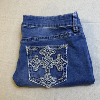 A.n.a. Pantalones cortos de jean A New Approach para mujer talla 12 lavado medio bordado con puños Foto 1 de 4