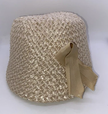 Sombrero cubo vintage de paja sintética beige blanco roto Mr. Paul para dama años 60 Foto 1 de 4