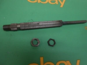 JAGUAR MK2, S TYPE, 420 AND DAIMLER V8 250 STEERING COLUMN TOP SPLINED SHAFT - Picture 1 of 3