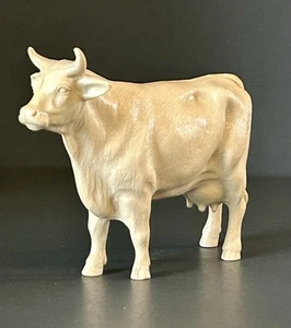 Vintage Hartland/ Tonka Plastic Cow A12 - Picture 1 of 5