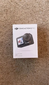 DJI Osmo Action 5 Pro Standard Combo - Picture 1 of 4