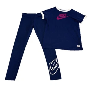 Nike Niñas Azul Marino Camiseta y Pantalones Mezcla y Combina Nike Logo Conjunto Talla 14 Niñas Grande - Imagen 1 de 21