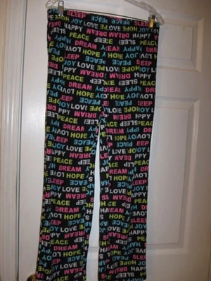 Pijama para mujer Flirtitude pantalones para dormir paz esperanza amor sueño alegría feliz talla M Foto 1 de 3
