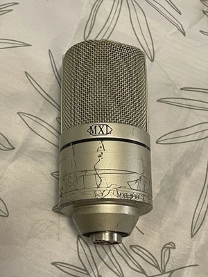 MXL 990 Condenser Microphone - Image 1 of 4