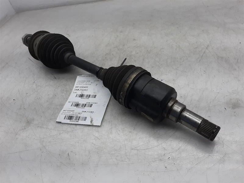 Passenger Axle Shaft Front Axle Outer Assembly 13-18 CADILLAC ATS 23171226 - Image 1 of 4