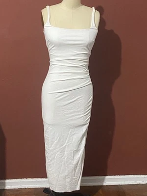 Vestido Aveline Tuck Midi en Blanco Bec + Puente Talla 2 Fruncido Cintura Forrado Foto 1 de 4