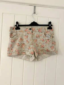 Cream floral shorts - Size 12 - Picture 1 of 2