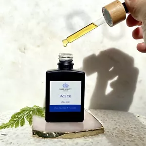 Face Oil - 30ml Silky Skin Totally Natural - Picture 1 of 3